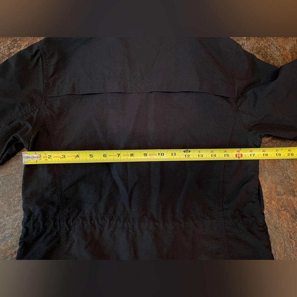 Women’s Eddie Bauer black utility active hiking casual jacket. Size small - Picture 6 of 8